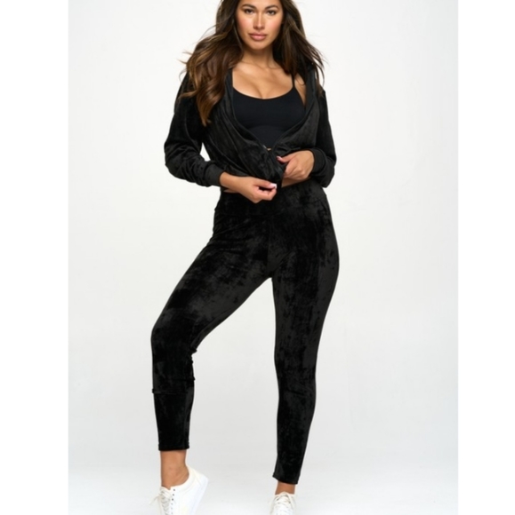 Zip Hoodie Velour Track Suit Set- Black 🖤 - Picture 3 of 11